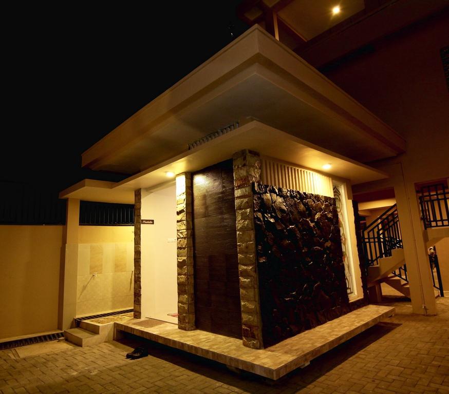 Syailendra Hotel Syariah Jepara Kültér fotó